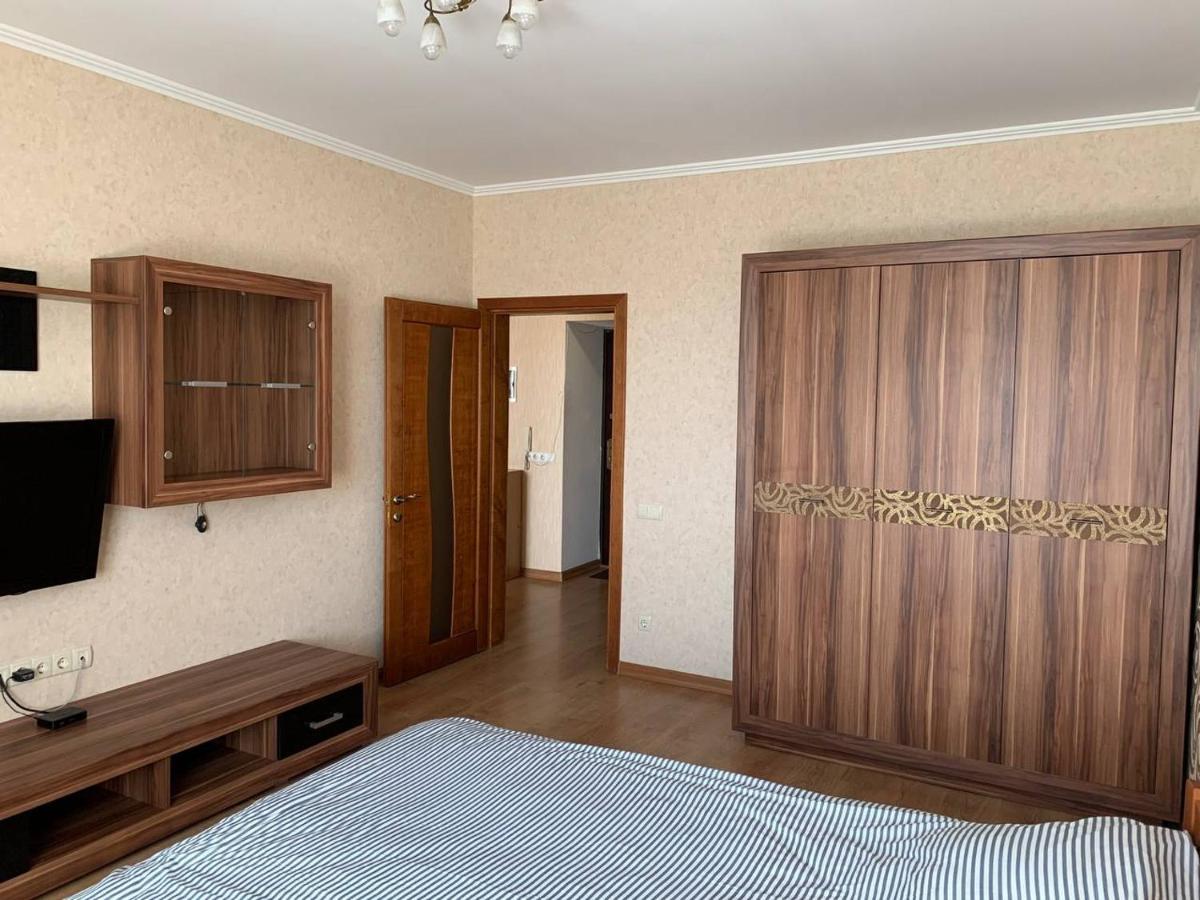 Apartments Staroportofrankovskaya & Pastera Street Odessa Exterior foto